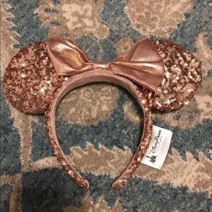 Disney Parks Rose Gold Minnie ears